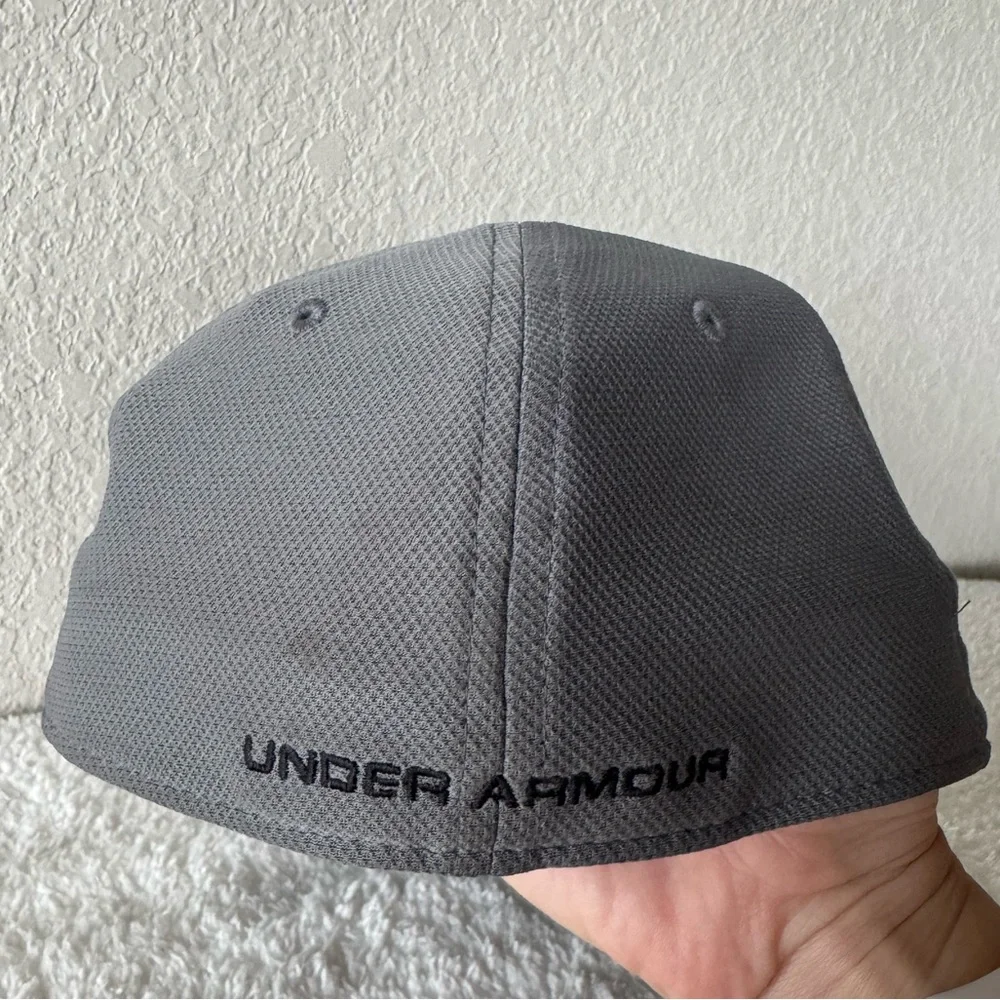 Under Armour || Gray Baseball Cap Youth‎ Size S/M